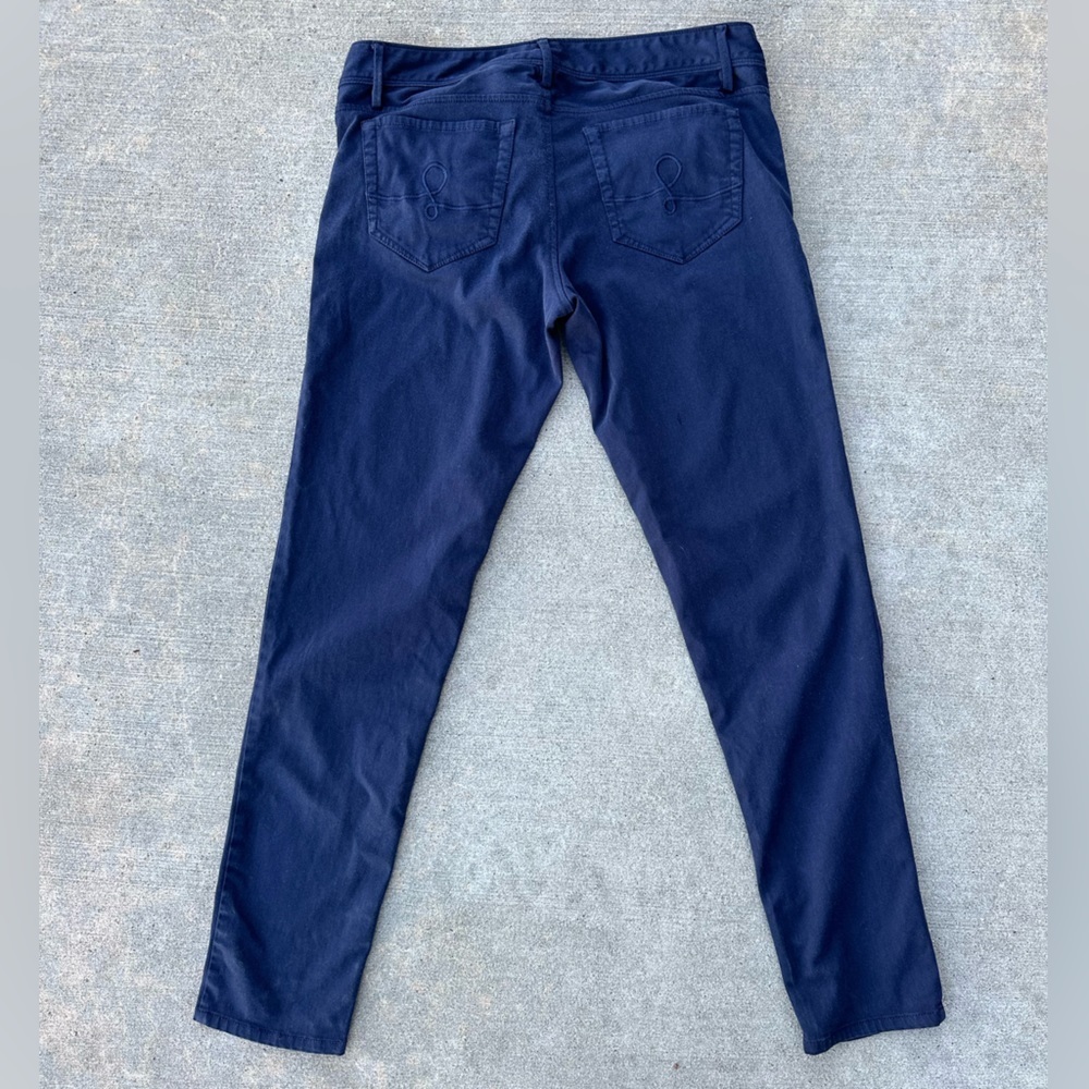 Lilly Pulitzer Worth Skinny Midnight Navy Pants, Size 8 - Picture 11 of 11